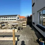 Ξενοδοχείο με διαμερίσματα Surfers Paradise 3*