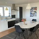 Surfers Paradise 3* Hvide Sande