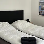 Ξενοδοχείο με διαμερίσματα Surfers Paradise Hvide Sande