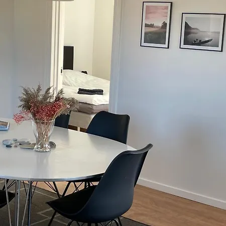 Surfers Paradise Apart Otel Hvide Sande