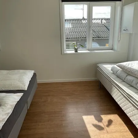 Surfers Paradise 3*